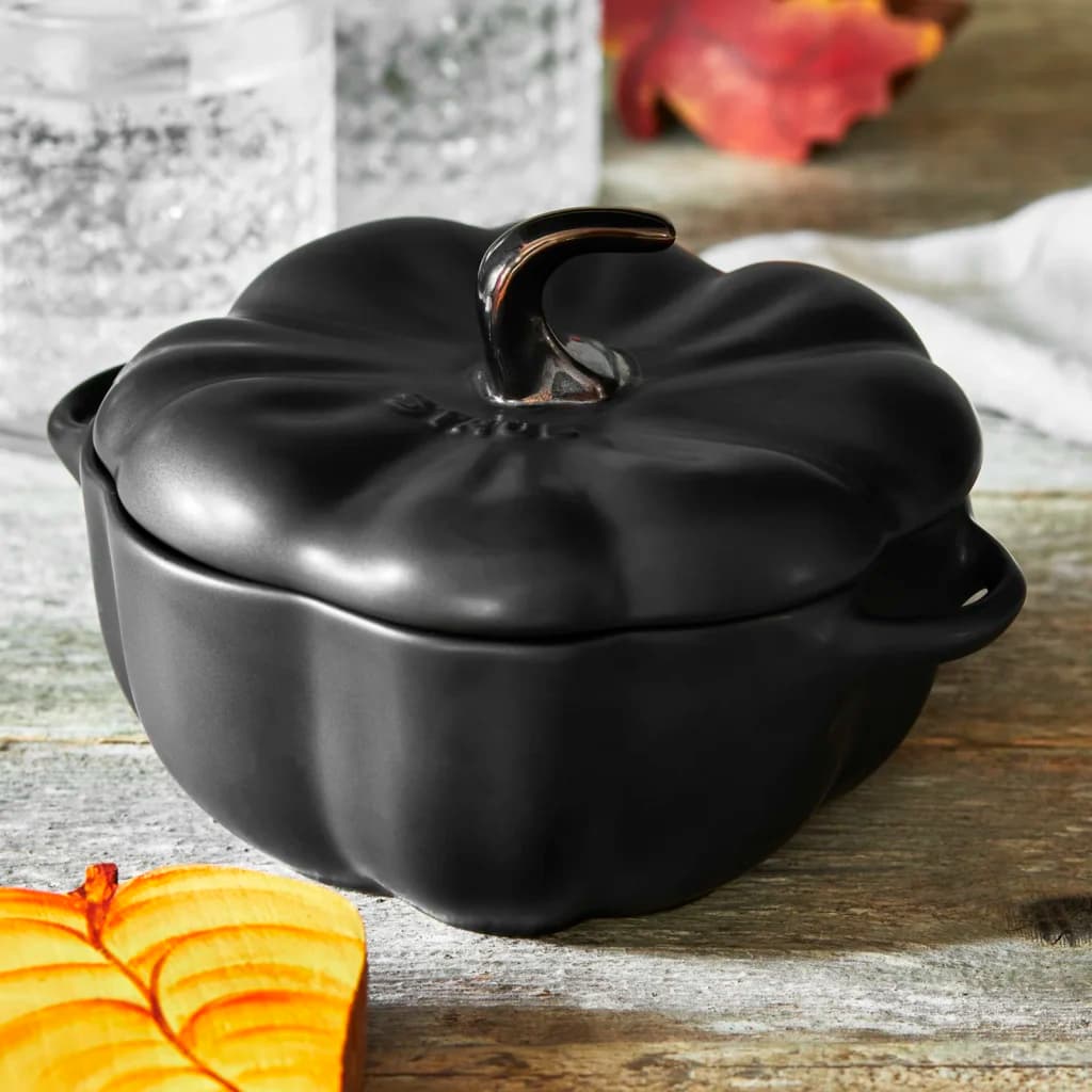 Staub Petite Pumpkin Cocotte