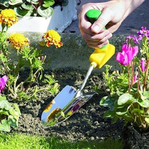 A gift that gives the grip of gardening | Image courtesy Amazon seller A'BLE