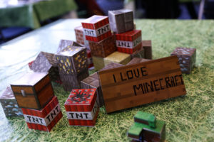 diy minecraft party crafts