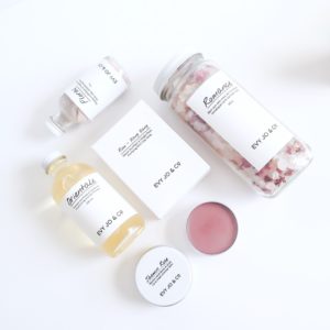 wedding DIY bridesmaids gifts