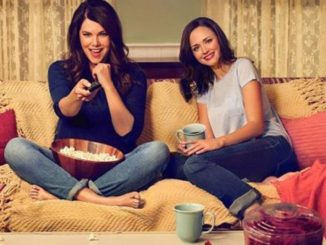Gilmore Girls watching TV