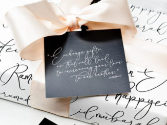 eid mubarak wrapping paper with bow